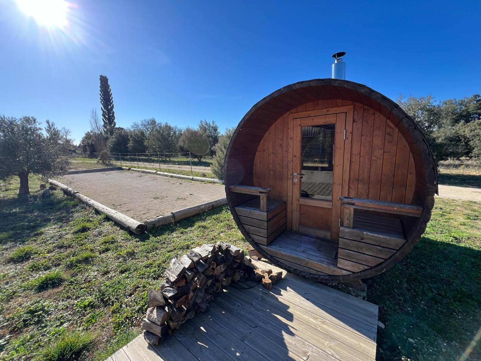 Nuiki Lodges - Chambres D'Hotes Montségur-sur-Lauzon 外观 照片