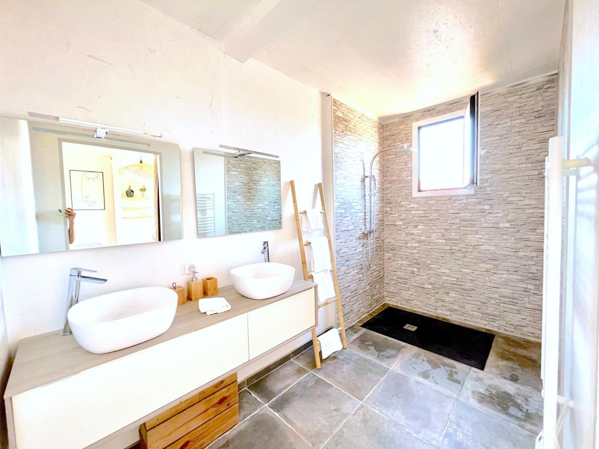 Nuiki Lodges - Chambres D'Hotes Montségur-sur-Lauzon 外观 照片
